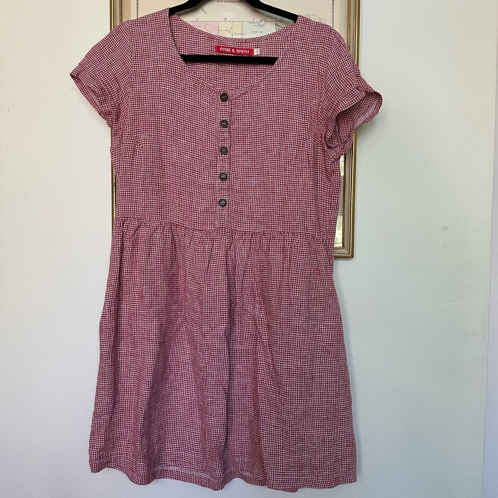 Pyne & Smith small red and white check no. 10 small